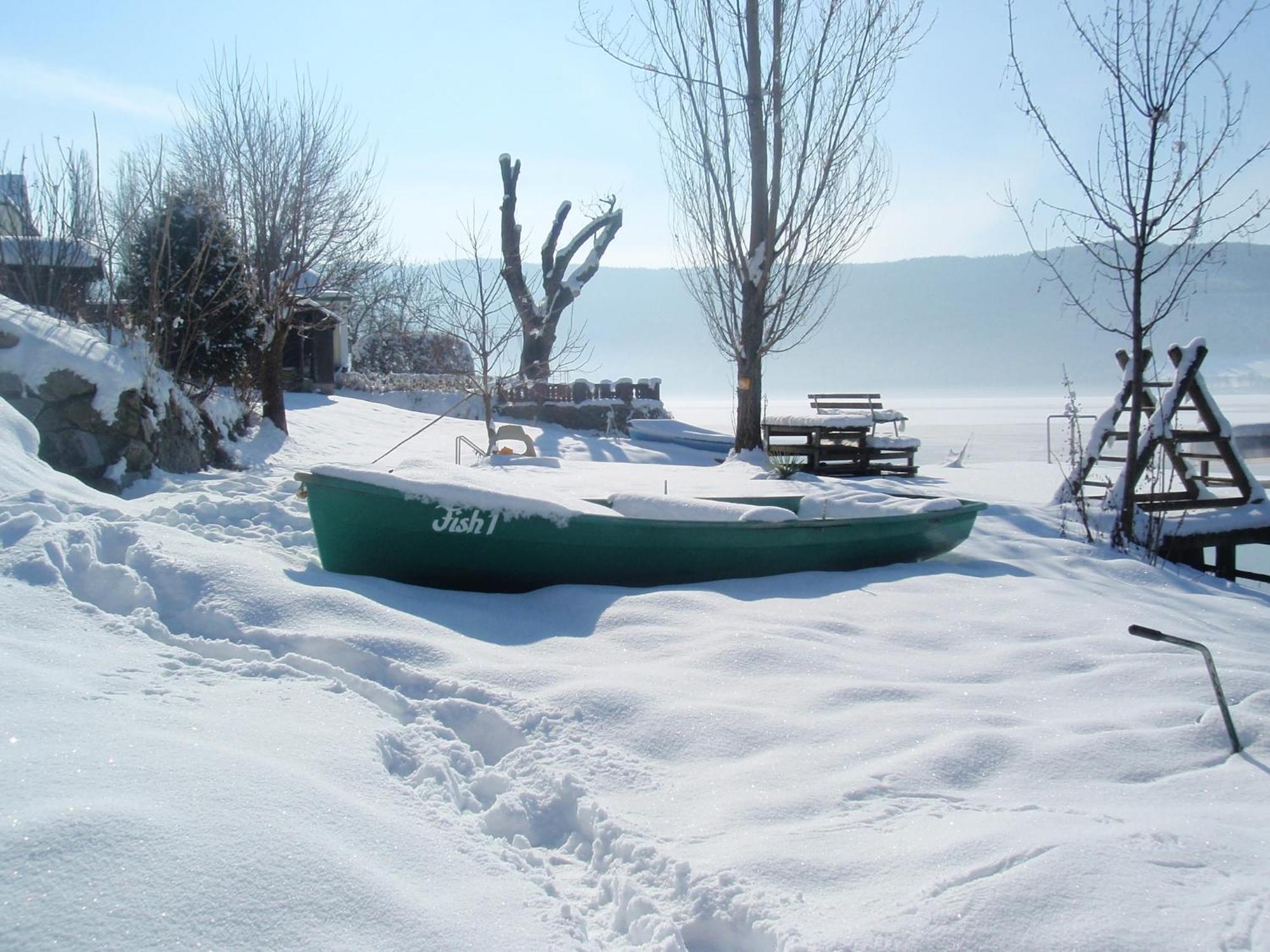 Ferienwohnungen Fischerhaus - Direkt Am See 밀슈타 외부 사진